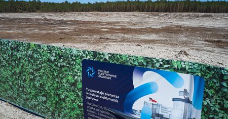 Decyzja środowiskowa ws. pierwszej elektrowni jądrowej w Polsce. Kosmetyczna zmiana