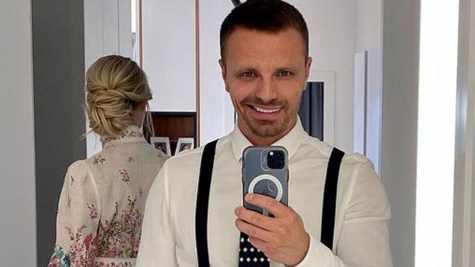 Marcin Hakiel z partnerką