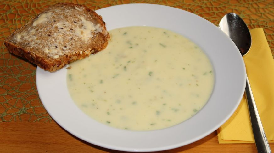 Krautelsuppe. Niemiecka zupa z ziół na Wielkanoc