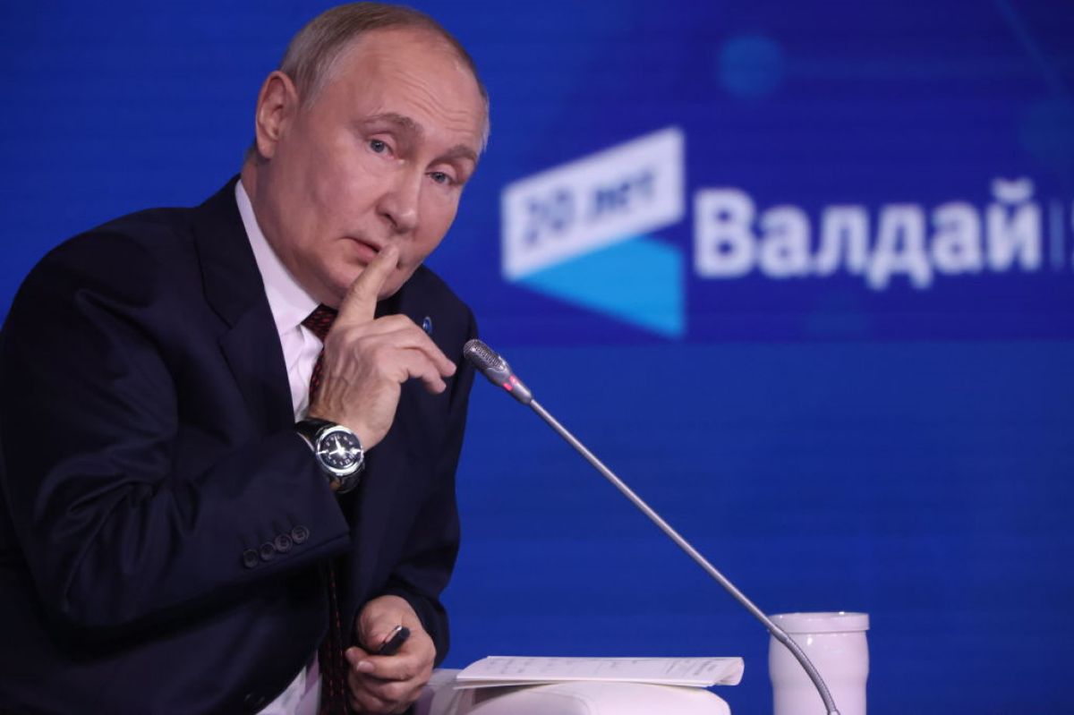 Kremlin's missile claims: Is Putin bluffing with Oreshnik?