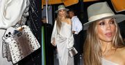 ODMIENIONA Jennifer Lopez drepcze na imprezę, dzierżąc torebkę za 20 tysięcy złotych