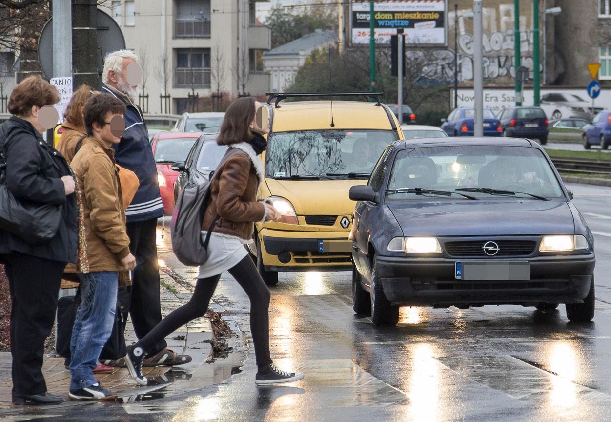 Zmiana przepisów drogowych. Polacy są niedoinformowani