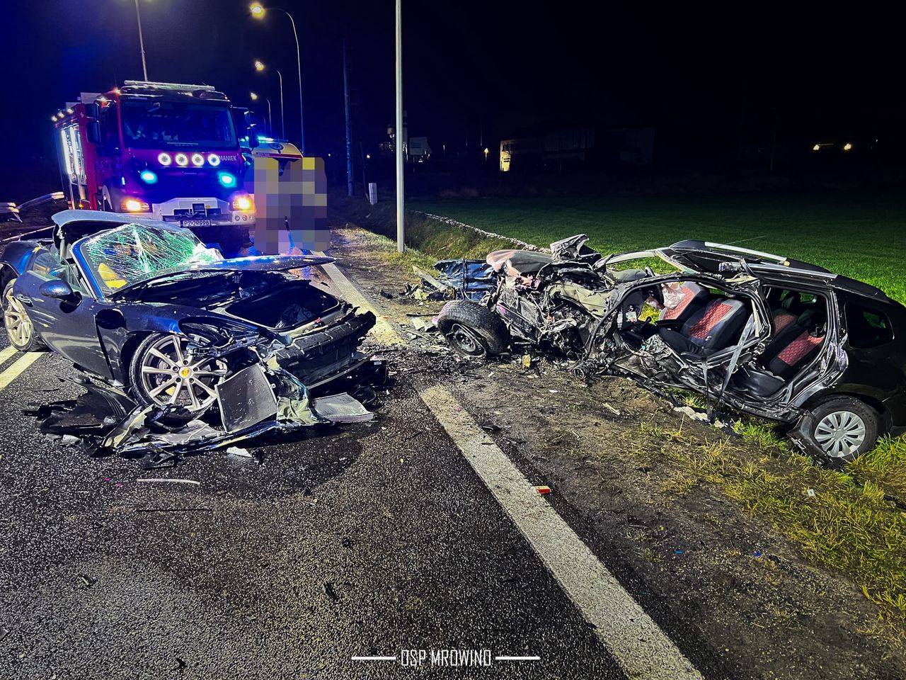 Z aut prawie nic nie zostało. Tragiczny wypadek