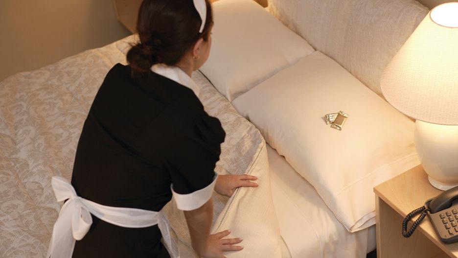 Pokojówka mówi, z czego nie korzystać w hotelu