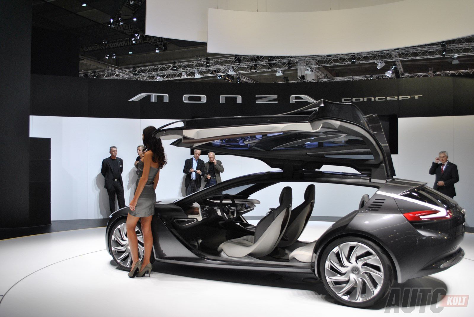 Frankfurt Motor Show 2013 - tego nie widzieliście [galeria] 12