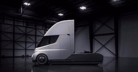 Gigantyczny blef Elona Muska. Zelektryfikowany transport to mit?