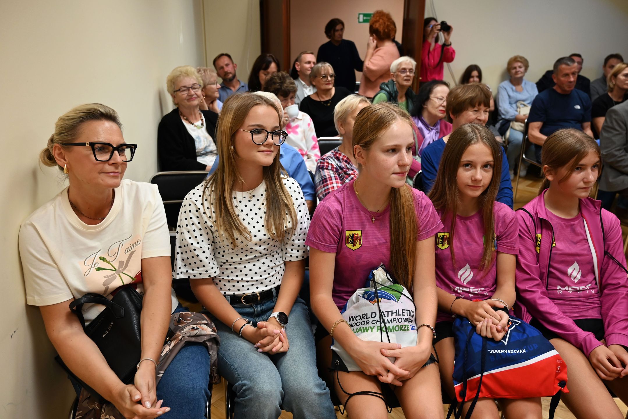 Adam Kszczot spotkał się z mieszkańcami i młodymi sportowcami