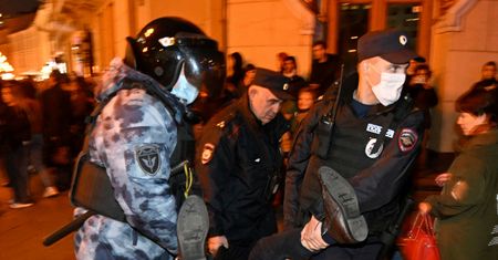 Desperackie próby Rosjan. Chcą uciekać nawet na Białoruś