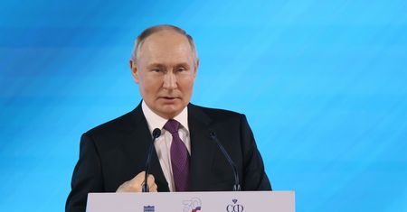 Ekspert ostrzega. "Jesteśmy w sytuacji cichej wojny"