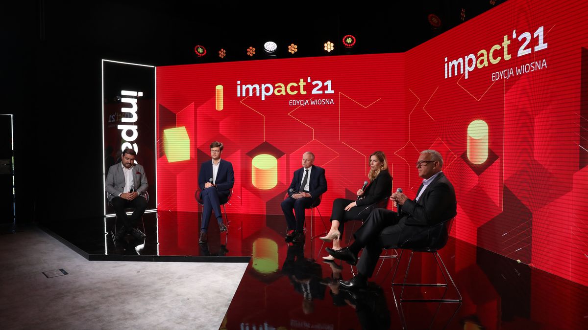 W 2019 roku Kraków jako pierwszy w Europie Środkowo-Wschodniej przystąpił do europejskiej inicjatywy, koordynowanej i finansowanej przez Climate-KIC, której celem jest właśnie zeroemisyjność. 