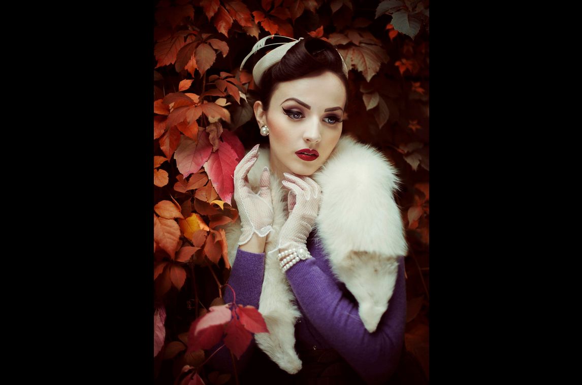 „Vintage Woman" - piękne, stylizowane portrety Mai Topcagic 7