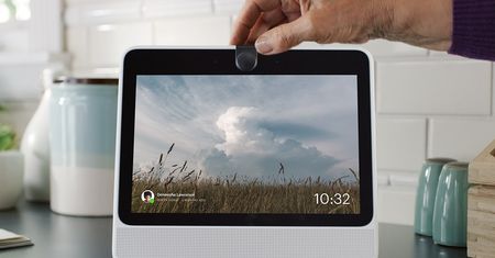 Oczywiście, że Facebook Portal zbiera prywatne dane. Wiemy już jakie informacje gromadzi