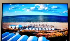 Plaża w domu, czyli dwie aplikacje na Smart TV, które mogą przydać się w wakacje