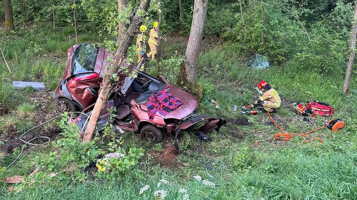 Wypadek z udziałem opla w woj. mazowieckim