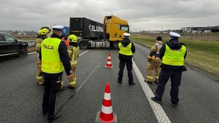 Pruszcz: Nagrywali kolizję w czasie jazdy. Mandaty i punkty