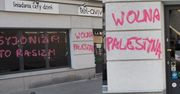 Wandale pomalowali witrynę restauracji Tel-Aviv! "Wolna Palestyna!"