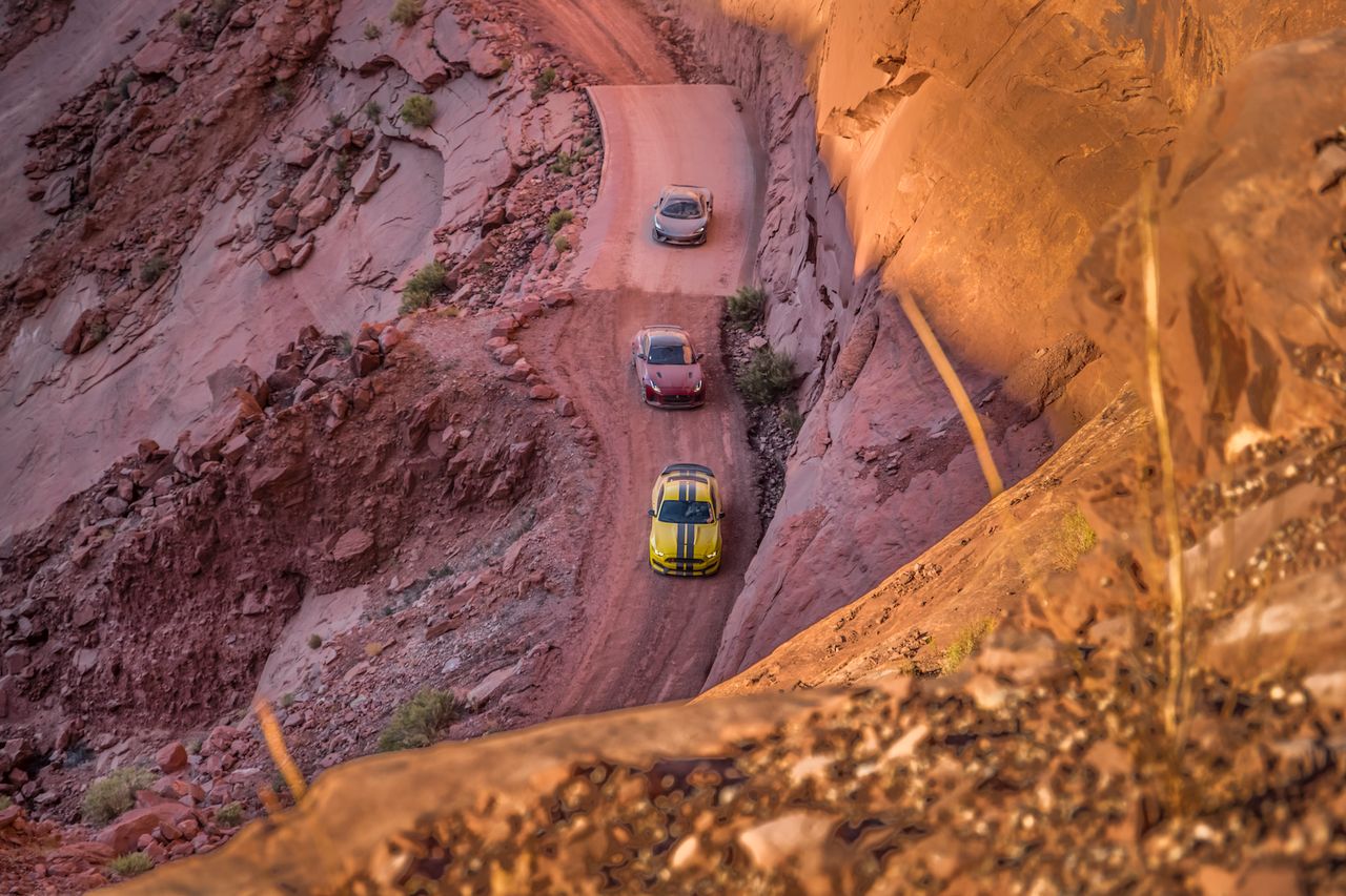 W jednym z odcinków nowego sezonu Top Gear trio prezenterów zabiera superauta na bezdroża Utah