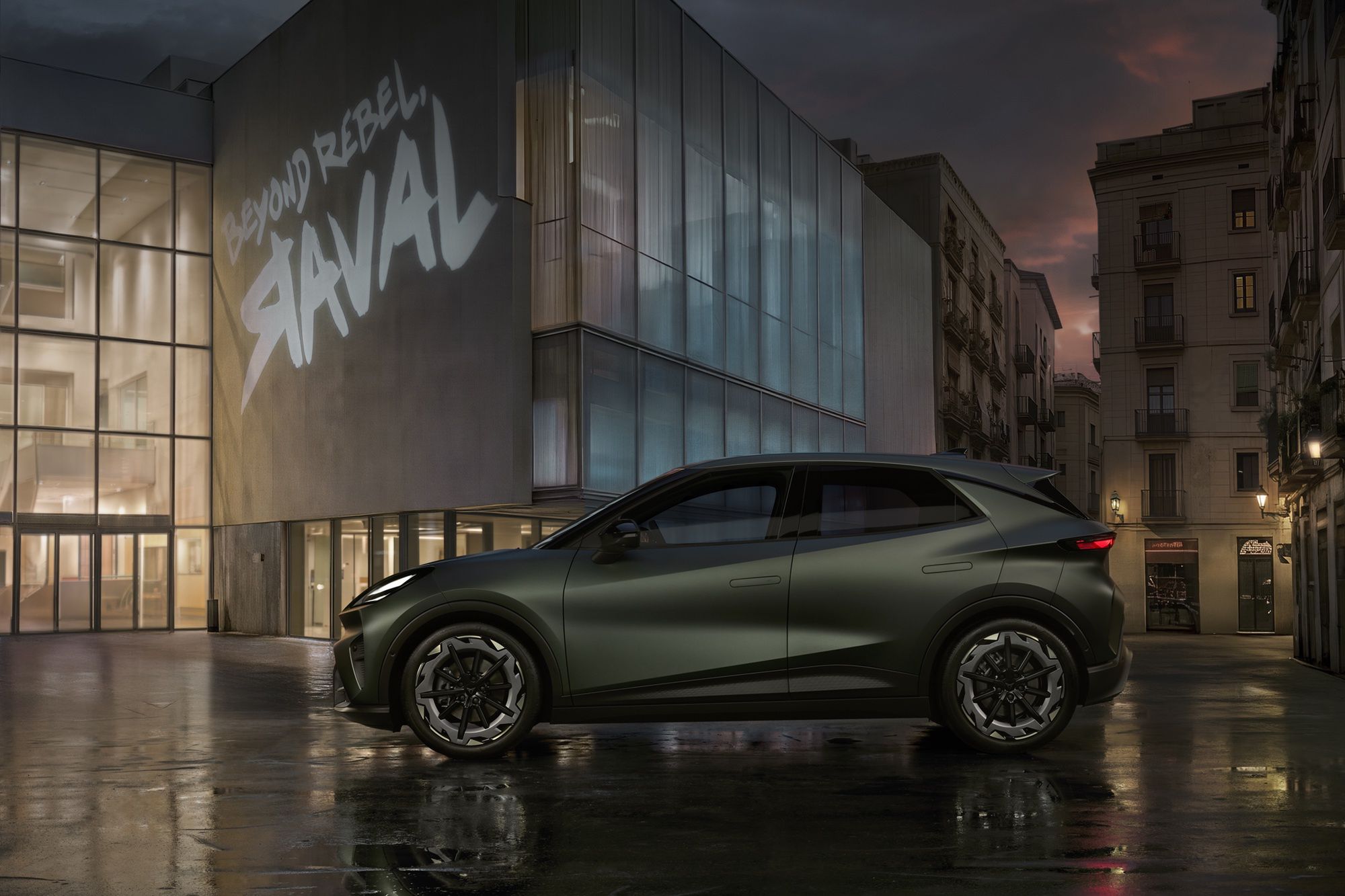 Cupra Raval w kolorze Manganese Matt