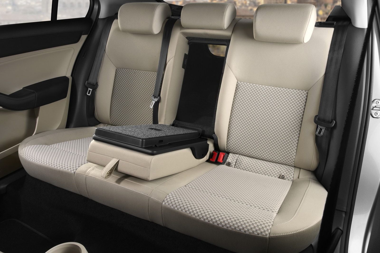 Seat Toledo (2012) - obszerna galeria zdjęć 57