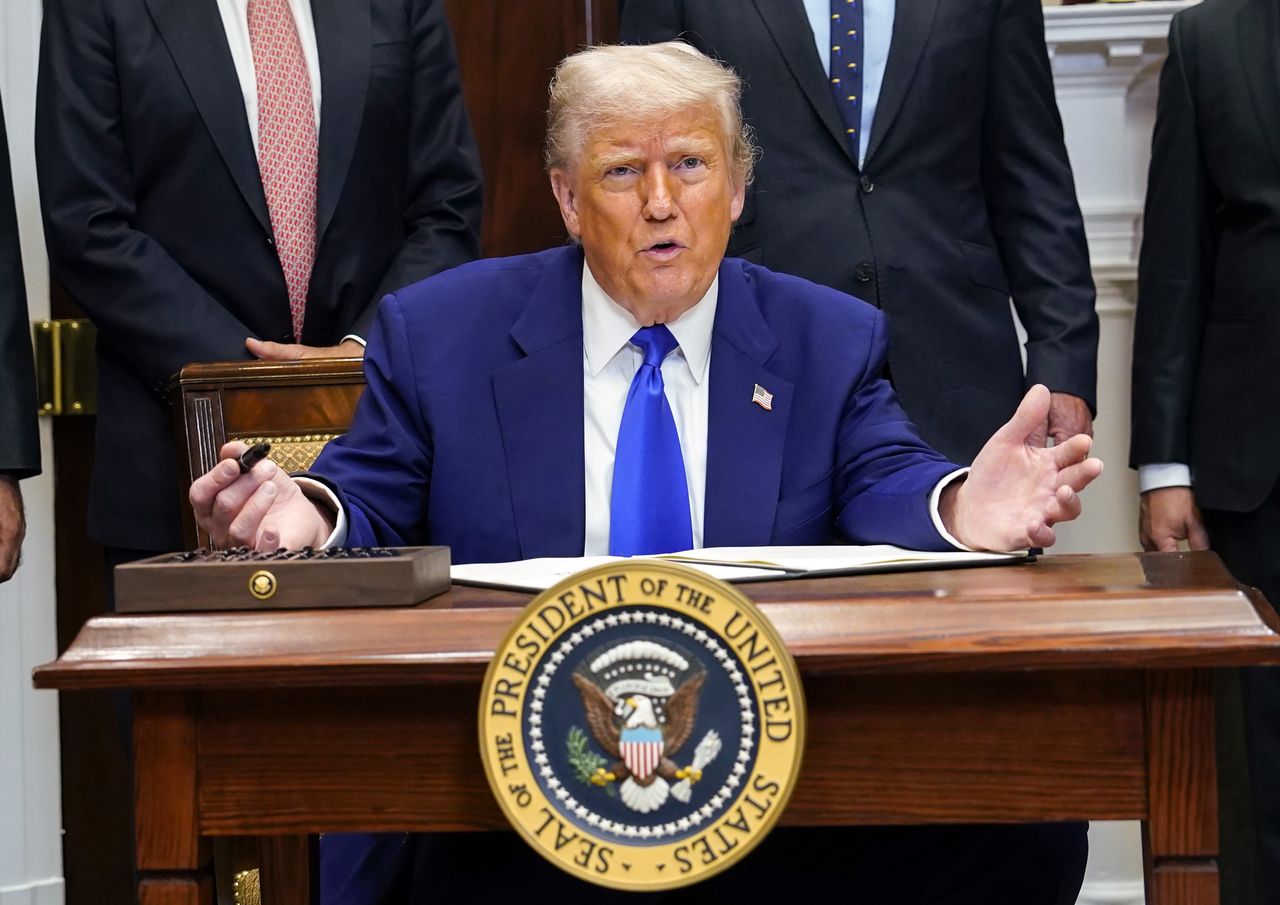 Trump claims trade threats averted nuclear war in Asia