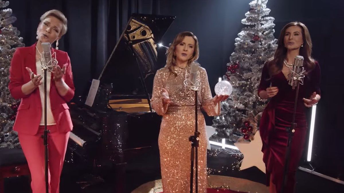 Dziennikarki TVP Info wspólnie wykonały kolędę 