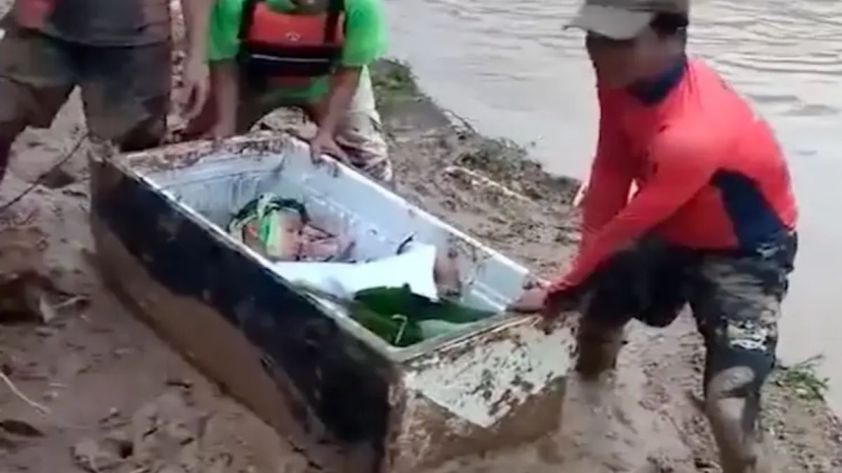 11-latek cudem ocalał z osunięcia się ziemi. Uratowało to, że ukrył się w... lodówce 