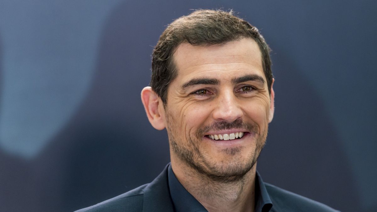 MADRID, SPAIN - NOVEMBER 18: Iker Casillas attends 'Colgar Las Alas' photocall at Movistar Studios on November 18, 2020 in Madrid, Spain. (Photo by Juan Naharro Gimenez/WireImage)