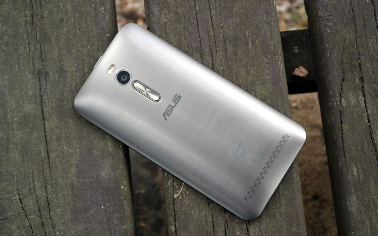 Asus ZenFone 2 (ZE551ML) z 4 GB pamięci RAM - test i recenzja 5