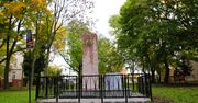 Pomnik Pomordowanych Nauczycieli w Płocku wyremontowany – pamięć i historia w nowej odsłonie