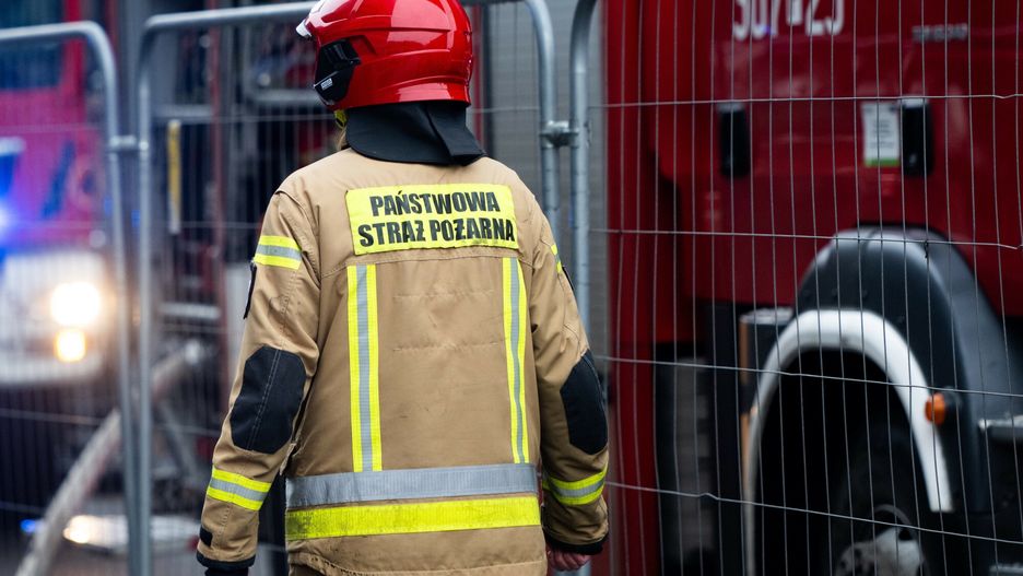 ?wiczenia Stra?y Po?arnej w najwy?szym budynku w Poznaniu
Fot. Lukasz Gdak/East News, Poznan, 09.12.2023. Na terenie nowobudowanego, najwyzszego obiektu w Poznaniu ?Silver Andersia? odbyly sie cwiczenia Strazy Pozarnej z prowadzenia dzialan gasniczych w obiekcie wysokosciowym.
Powstaj?cy w Poznaniu najwyzszy budynek bedzie liczyl 25 kondygnacji i 116 m wysokosci.
Lukasz Gdak