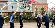 Olimpijskie koła ozdobiły toruńską Szkołę Polskich Olimpijczyków
