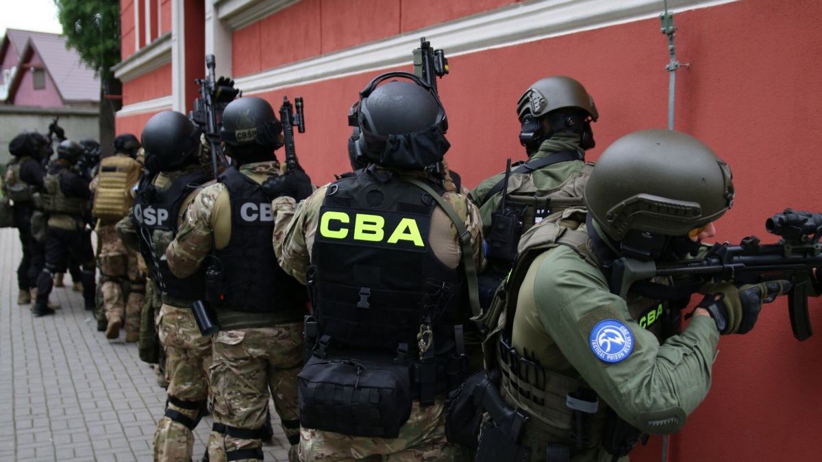 CBA rozbiło grupę przestępczą zajmującą się hazardem. 