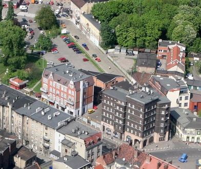 Gliwice. Budowa Centrum Przesiadkowego. Zamknięta ulica, zmiana dojazdu do dworca PKP