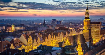 Pogoda we Wrocławiu. Prognoza na niedzielę 25 stycznia. Niskie chmury, możliwy deszcz