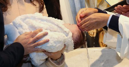 Radosław Majdan i Małgorzata Rozenek nie ochrzczą syna. Taką samą decyzję podjęły Ola i Kasia