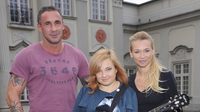 Przemysław Saleta z rodziną