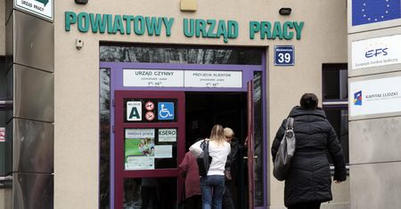 Zasiłek dla bezrobotnych w 2018. Rosną wypłacane stawki