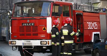 Wybuch w bloku w Łodzi. Trwa akcja straży pożarnej