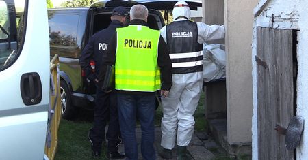 Tragiczny pożar w Strącznie. Nie żyje 17-latek