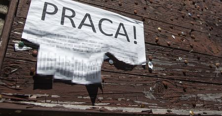 Pensja przy każdym ogłoszeniu o pracę? Eksperci zachwyceni, politycy niekoniecznie