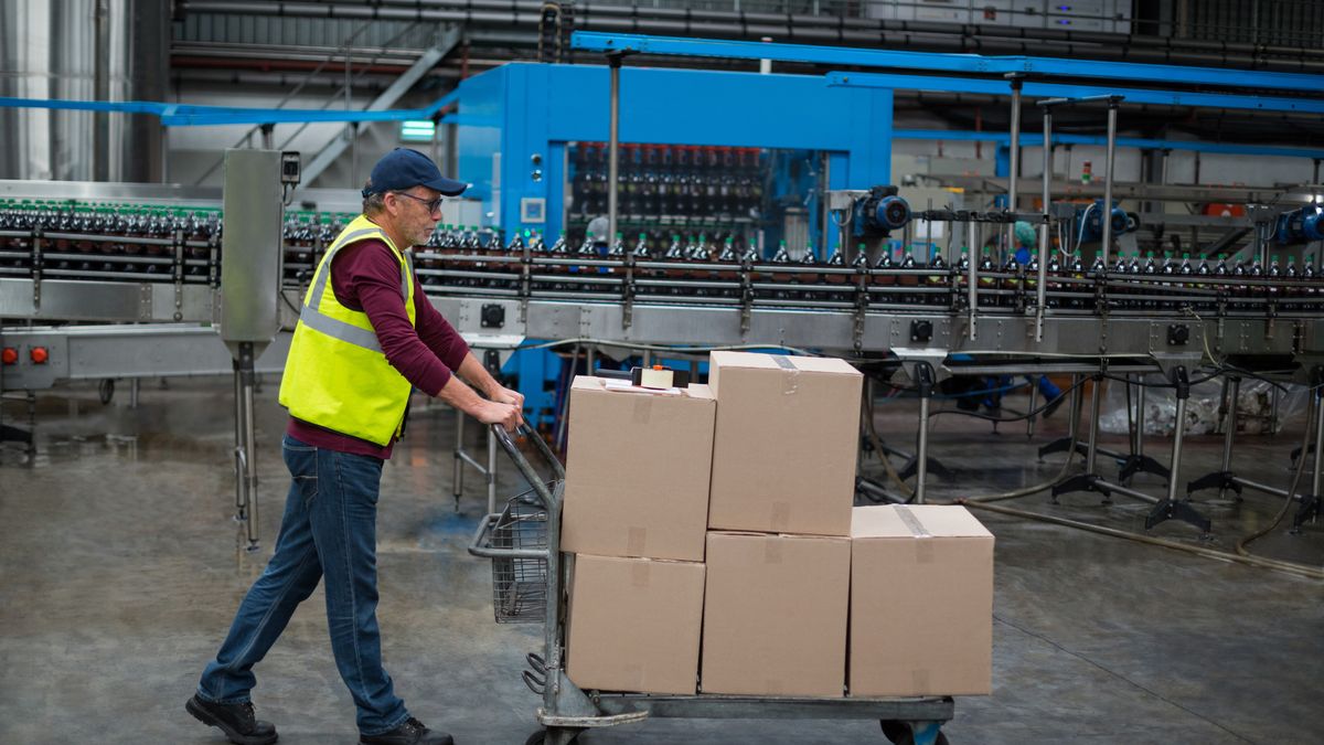 Statystyczny Kowalski zarabia 17 proc. mniej niż podawana co miesiąc średnia