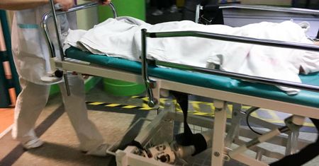 Miała szarpać i popychać chore dzieci. Onkolożka stanęła przed sądem