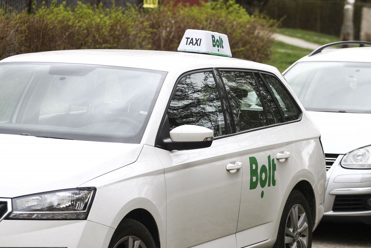 Greenwashing pod lupą UOKiK. Trzy firmy z zarzutami