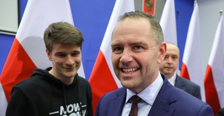 Syn Nawrockiego rozmawiał z przestępcą. Wywiad w więzieniu