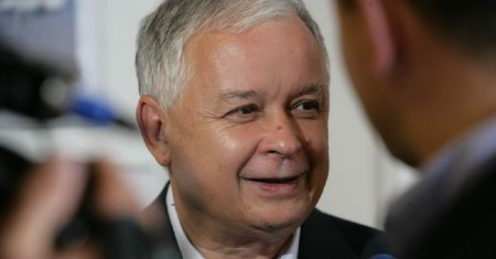 Rozdawali kartki z cytatami Kaczyńskiego. Oto powód