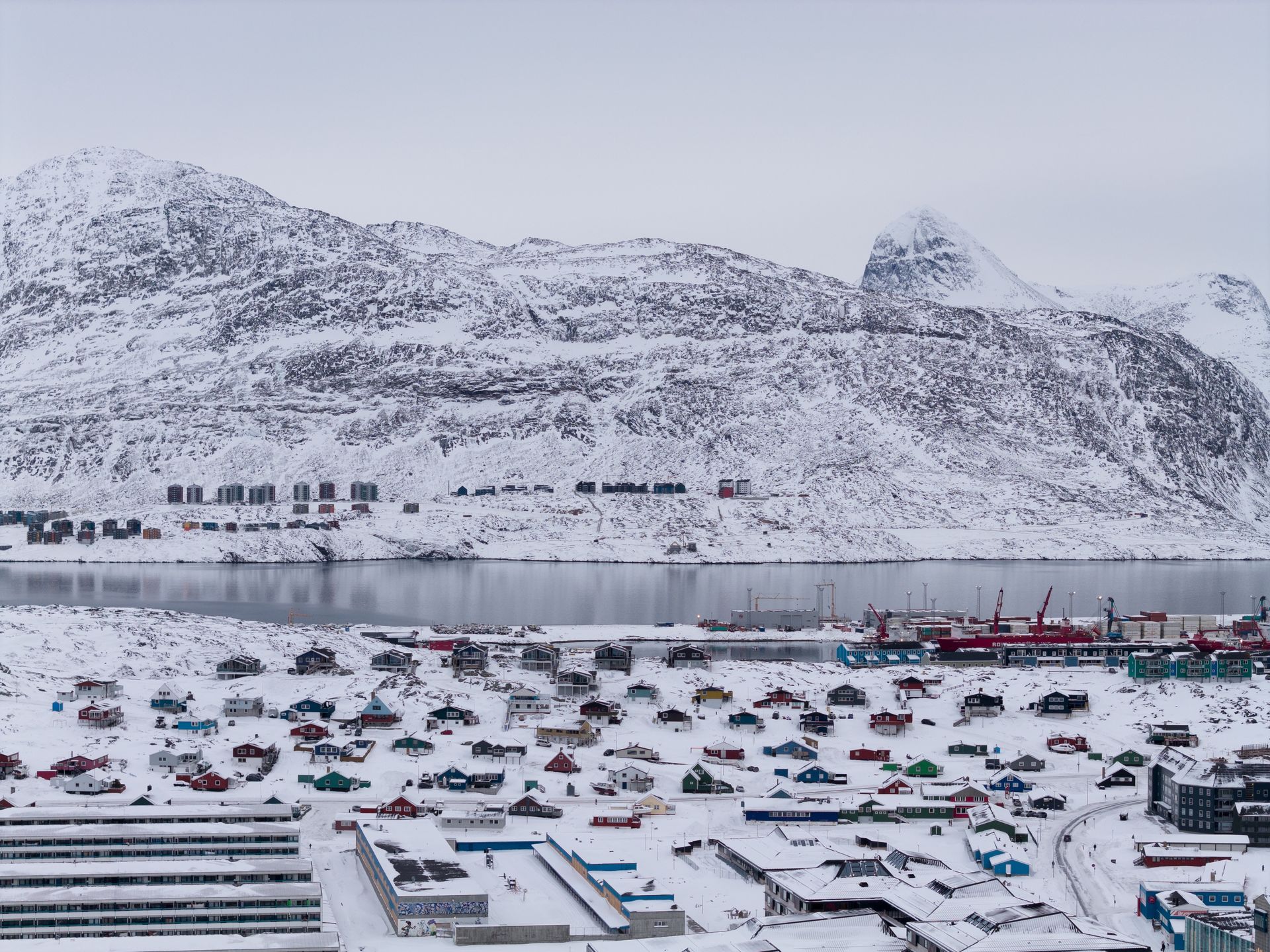 wiadomości,aktualności,WP Wiadomości Europa ma dwa sposoby. Tak można obronić Grenlandię przed Trumpem