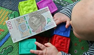 500 plus. Jak politycy oceniają program po pięciu latach działania?