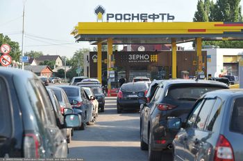 W Rosji ograniczają sprzedaż paliw. Tam wracają do reglamentacji