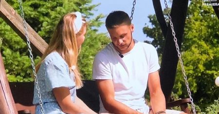 "Rolnik szuka żony": Klaudia odesłała Konrada do domu. Widzowie nie kryją żalu