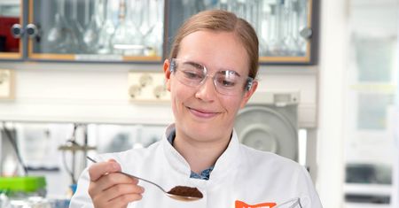 Smakuje i pachnie jak kawa, ale powstała w laboratorium